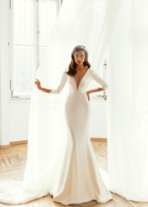 Long Sleeves Beaded Ivory Satin Open Back Stunning Wedding Dress